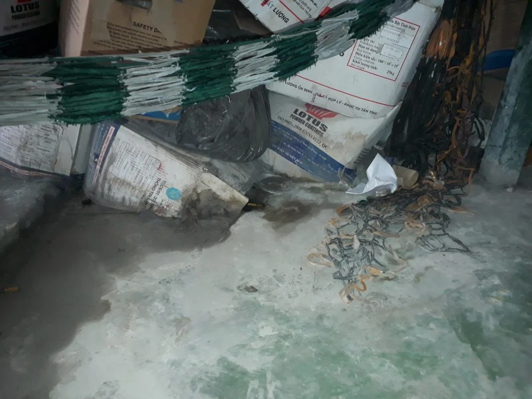 Sơn bột tĩnh điện bị dính nước